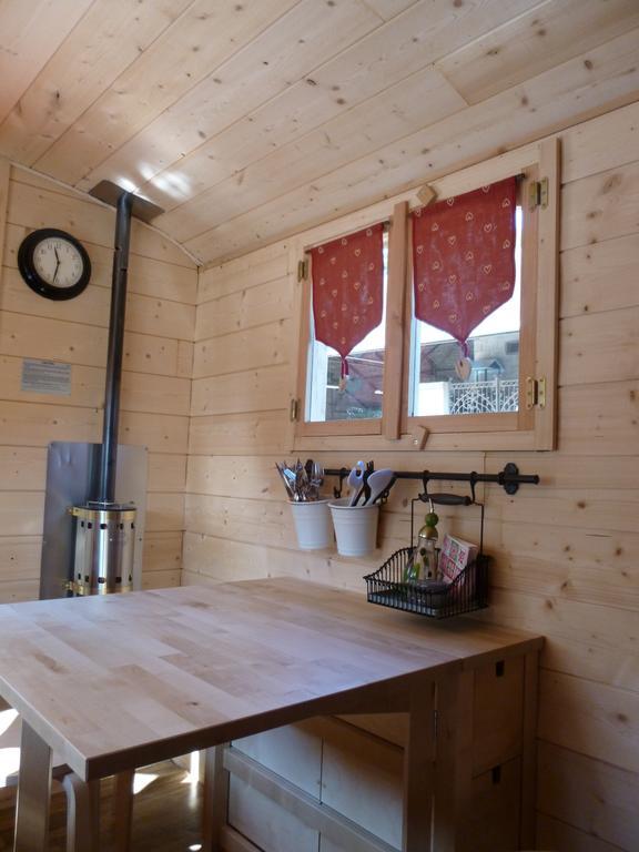 Camping Des Rochers Des Parcs Hotel Clécy Kültér fotó